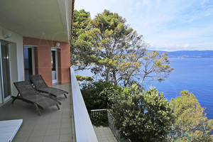 Villa vue mer au Cap Bnat