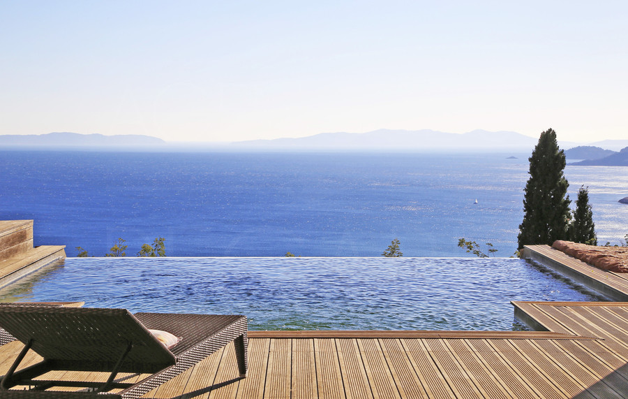 Le Lavandou, vue panoramique sur la mer - CETTE VILLA A ETE VENDUE PAR L AGENCE DU REGARD