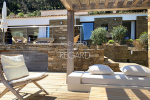 Villa contemporaine avec vue mer au Cap Bénat
