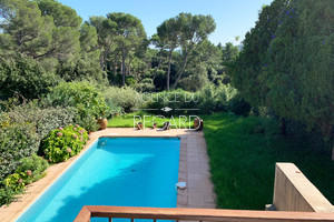 Villa a vendre au Gaou Bénat avec piscine