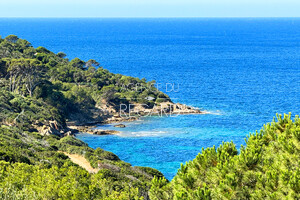 proprit vue mer sur l'le du Levant