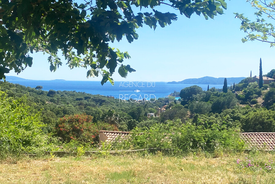 Au Lavandou, avec vue mer