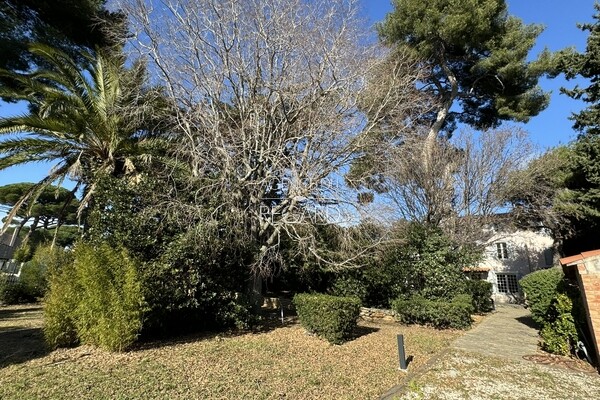 Une bastide du XVIIIme sicle  Six-Fours-les-Plages...