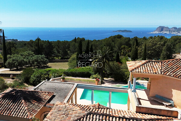 Proprit vue mer  Ceyreste