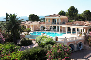 proprit vue mer  ceyreste