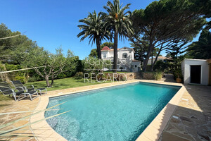 proprit vue mer  Giens