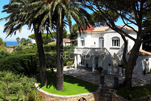 proprit vue mer  Giens