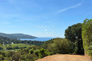 proprit vue mer  La-Croix-Valmer