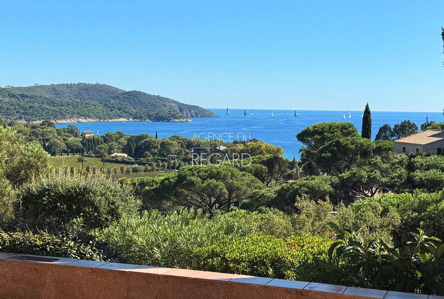 Gigaro, avec vue mer et plage � pied