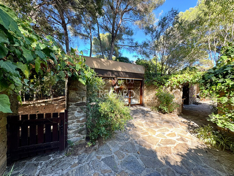 Propri�t� au Gaou B�nat, � seulement 3 minutes � pied de la plage