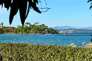 appartement pieds dans l'eau � Porquerolles