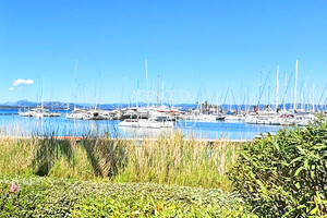 appartement pieds dans l'eau � Porquerolles
