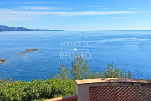 Propri�t� pieds dans l'eau au Cap B�nat