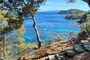 Propri�t� pieds dans l'eau au Cap B�nat