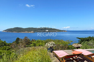 proprit vue mer sur l'le du Levant