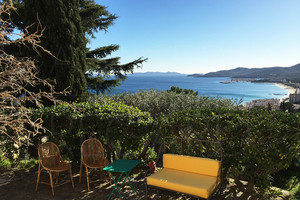 Cette Villa vue mer au Lavandou a été vendue par l'agence du Regard